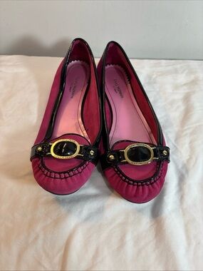 Marc by Marc Jacobs Fuchsia Pink Ballerina Flats with Black Trim. 8/22